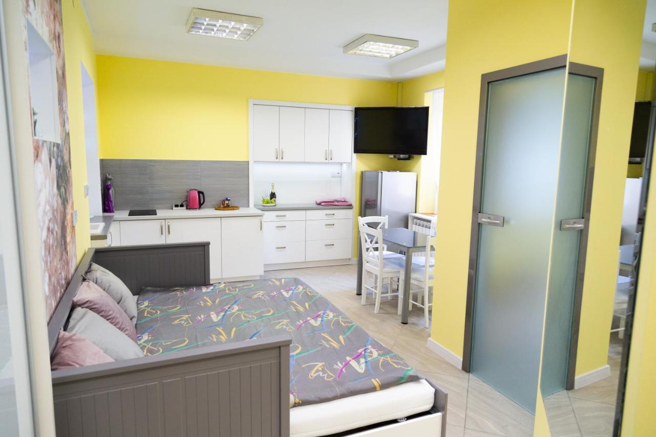 Apartament Przy Rynku Ostrowiec Świętokrzyski Exteriér fotografie